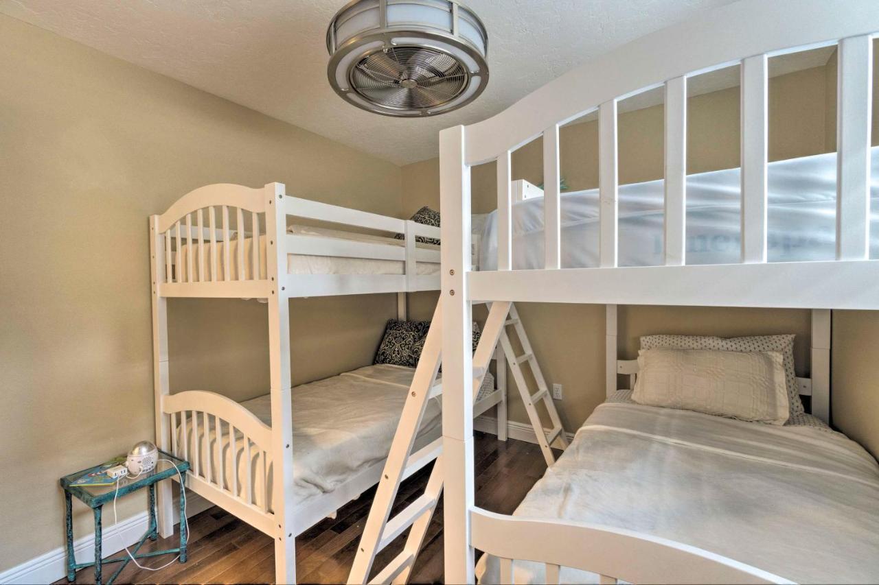 Bright Sarasota Bungalow - 5 Mi To Siesta Beach! 외부 사진