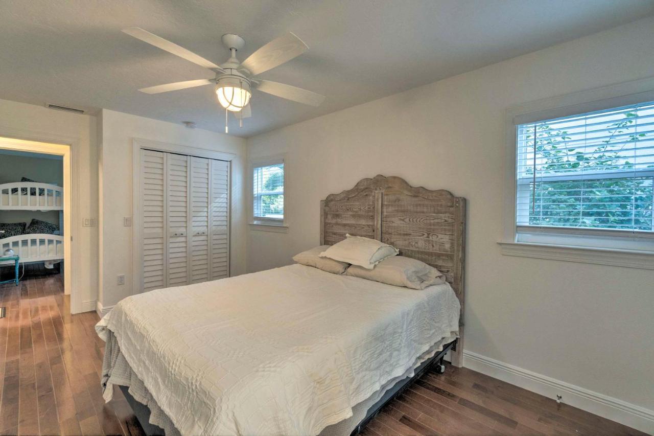 Bright Sarasota Bungalow - 5 Mi To Siesta Beach! 외부 사진