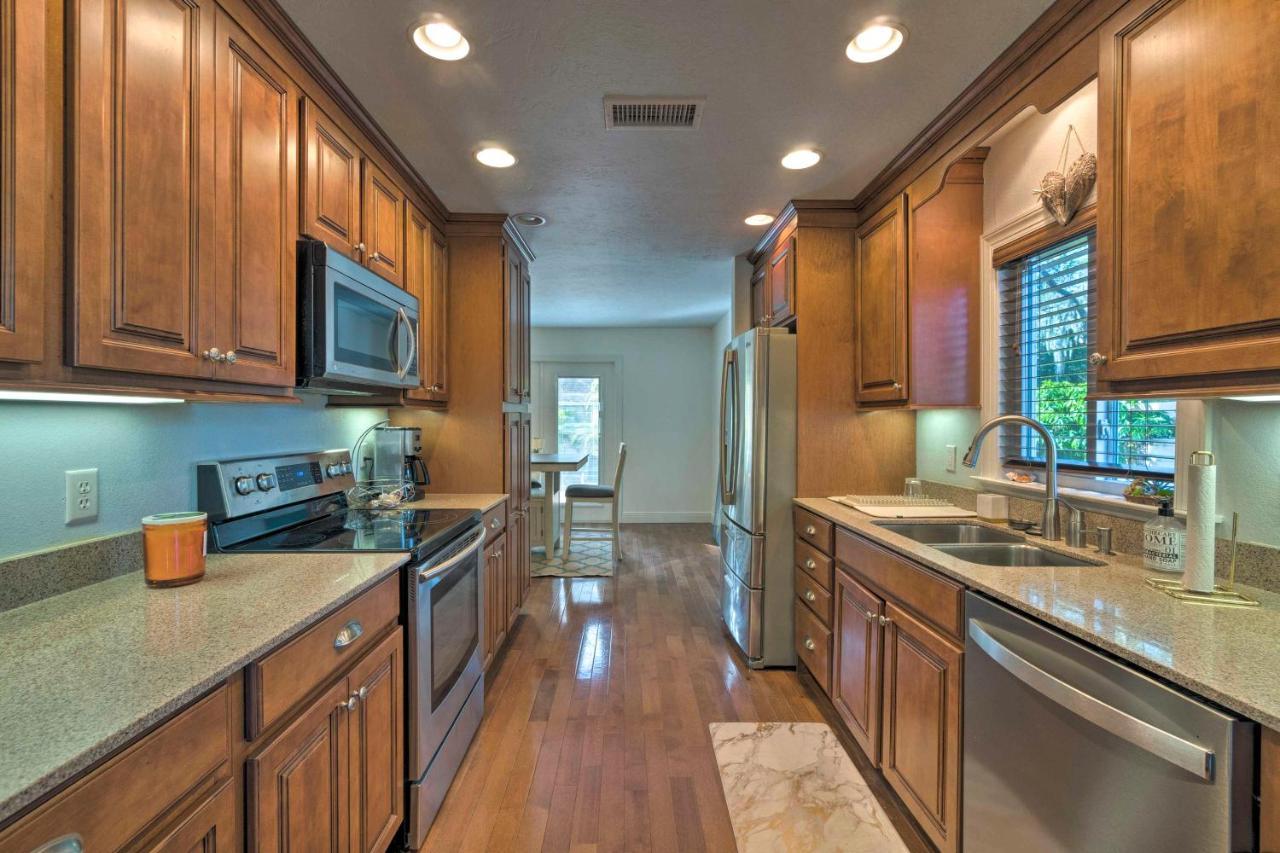 Bright Sarasota Bungalow - 5 Mi To Siesta Beach! 외부 사진